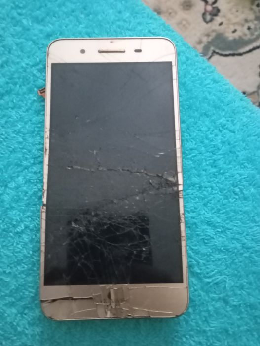 Продам Телефон Huawei