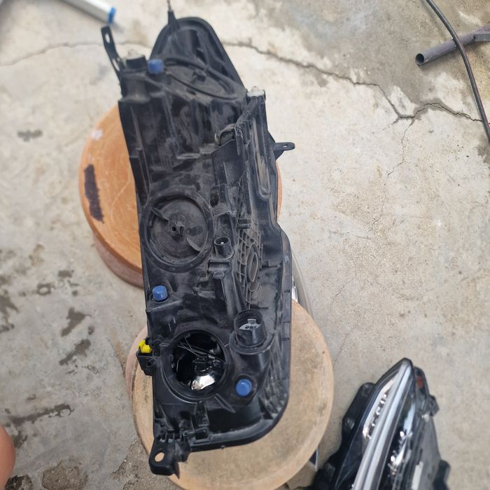 Jaguar XE 2017 десен фар 15-19