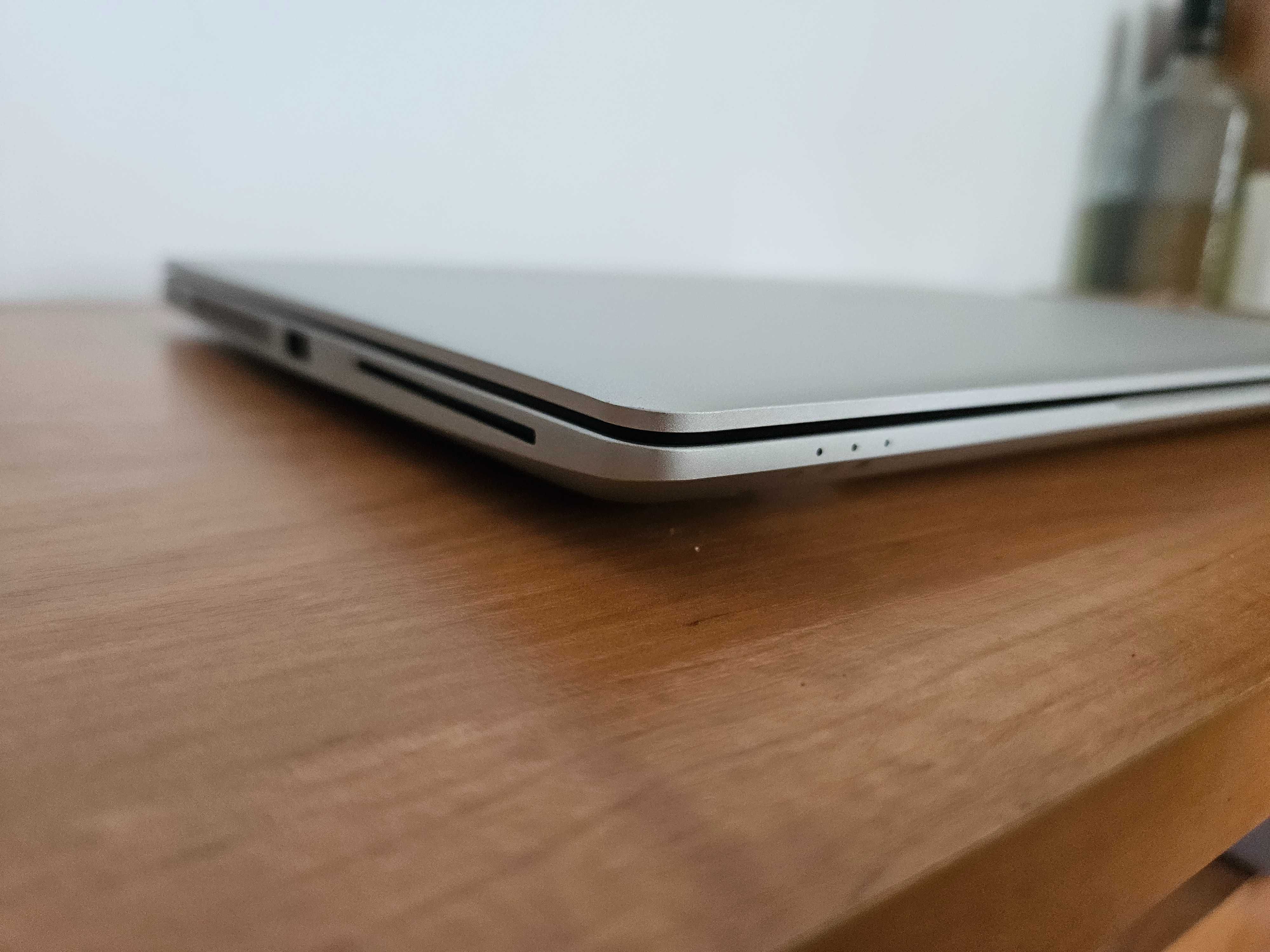 HP 840 G6 / i7-8665u, 32GB RAM, 512GB NVME SSD + док + батерия