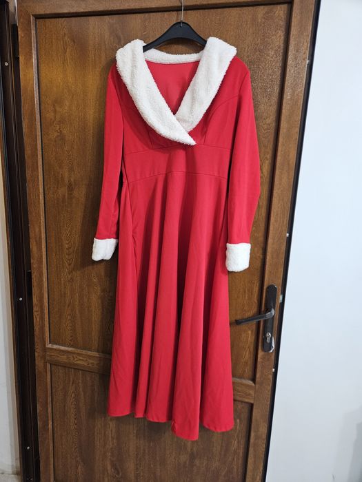 Rochie de craciun costum craciunita