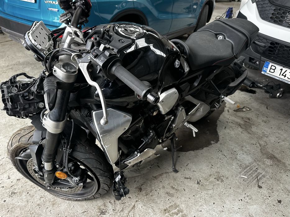 Honda cb1000ra 2018 Avariat 145 cp