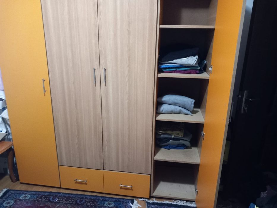 Șifonier în 3 canate