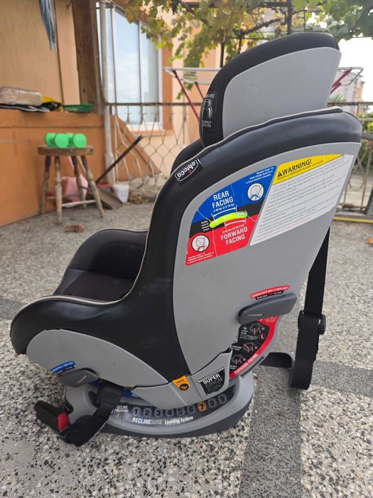 Детско столче за кола Chicco NextFit Zip