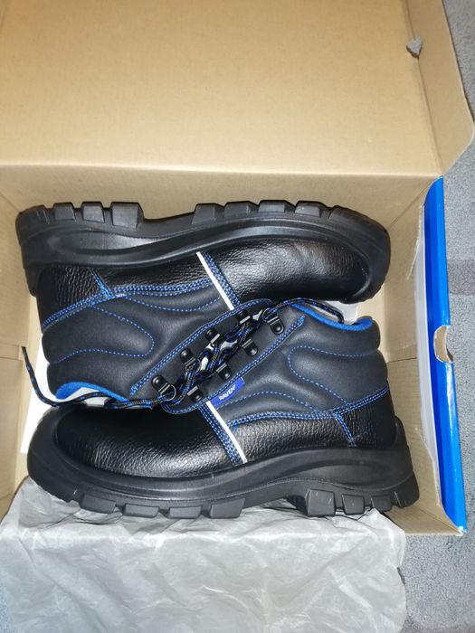 Работни обувки с бомбе Raven XT Ankle