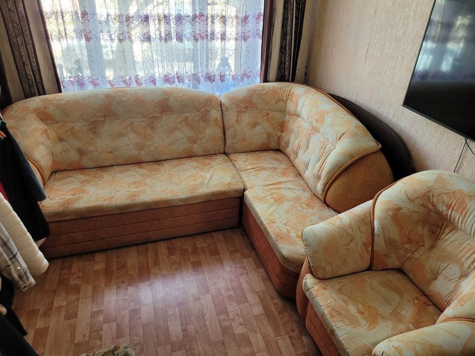 Продам Мягкий уголок