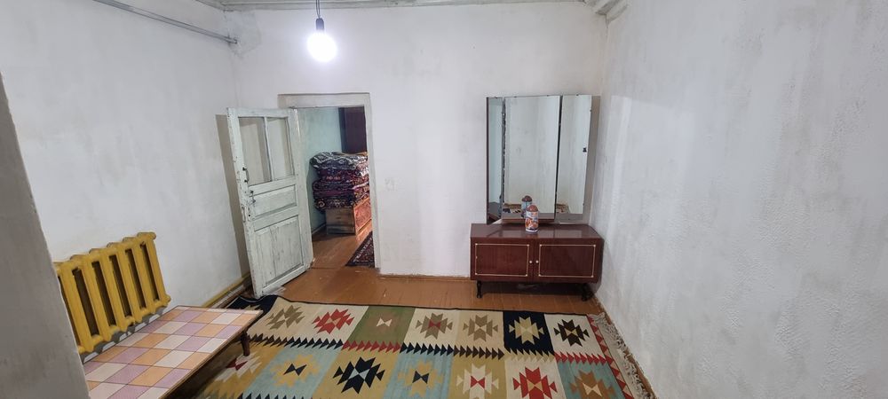 Uy sotiladi Дом продаётся