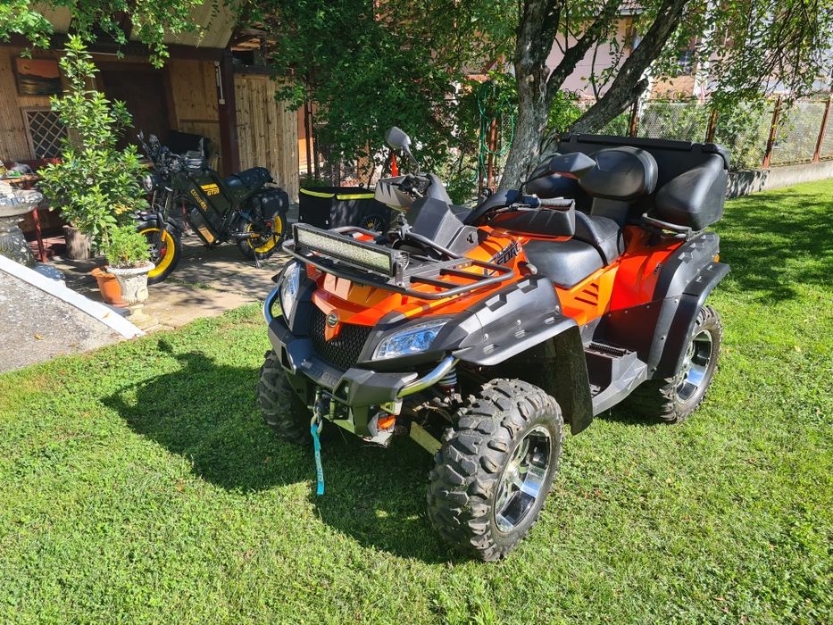 Vând ATV CF Moto 820 LE