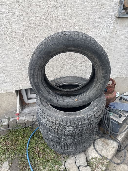 Шины 225/60R18 100H б/у