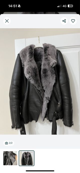 Продаю  куртку в отличном состоянии