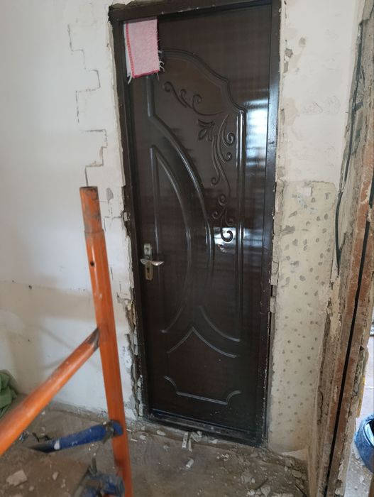 Эшик деразалар сотилади б/у