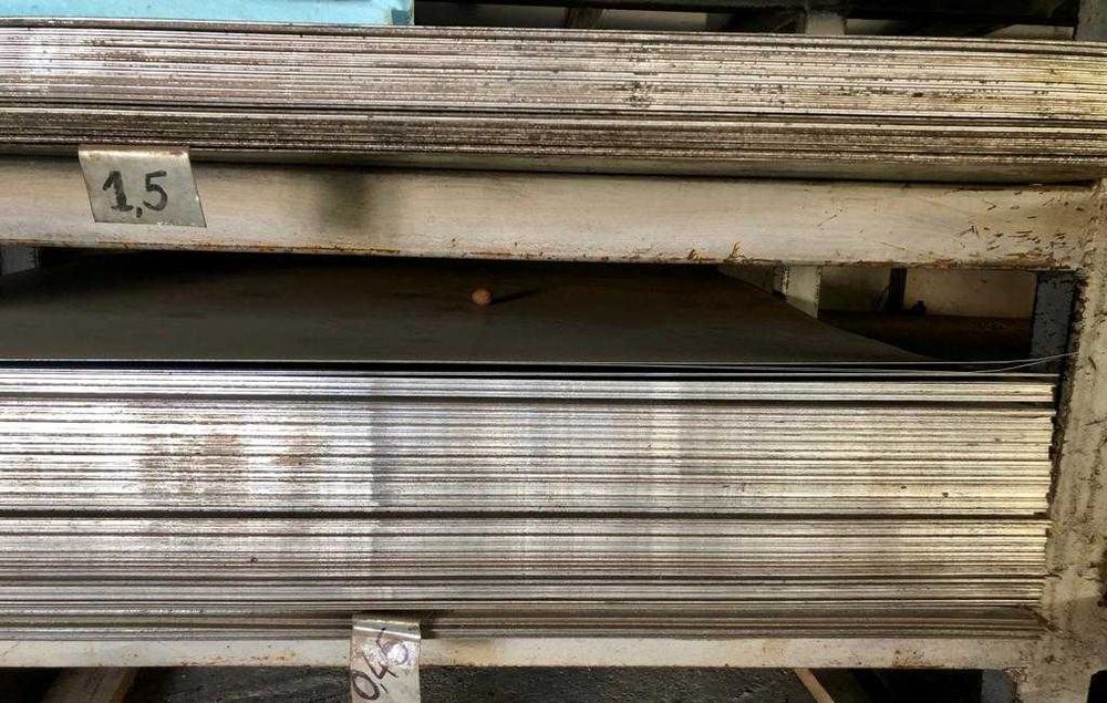 OFERTA Tabla aluminiu striata 1.5x2000x1000mm
