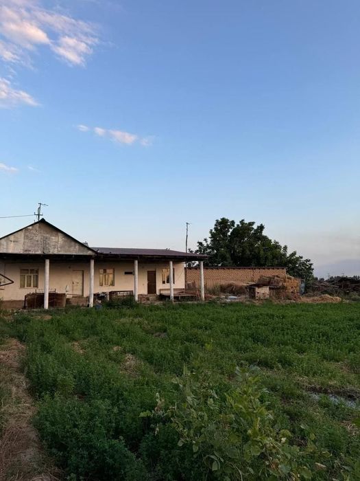 Уй сотилади Срочно 45 000$