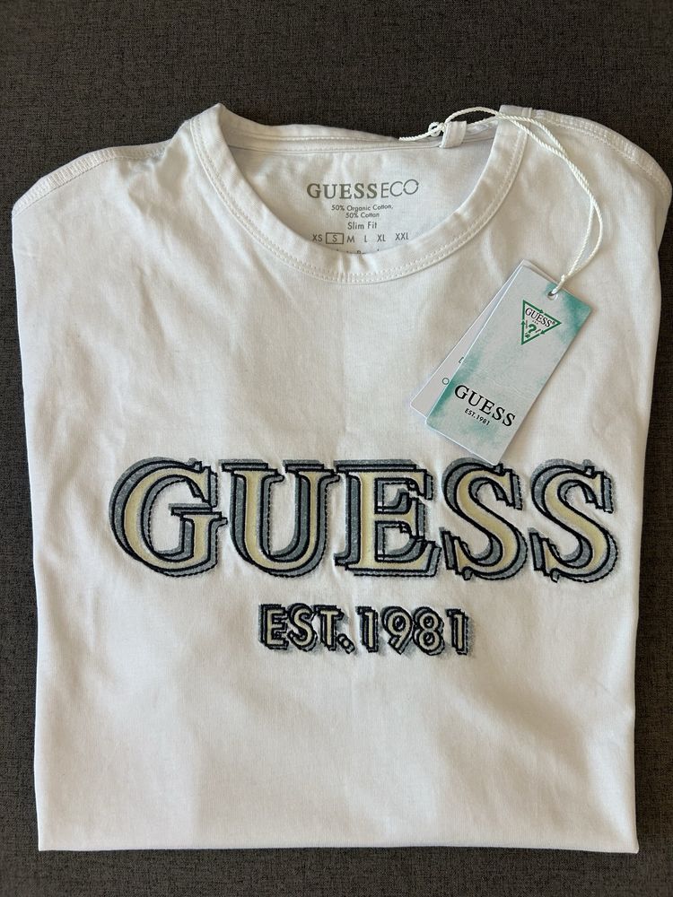 Мъжка тениска Guess - бяла, оригинална