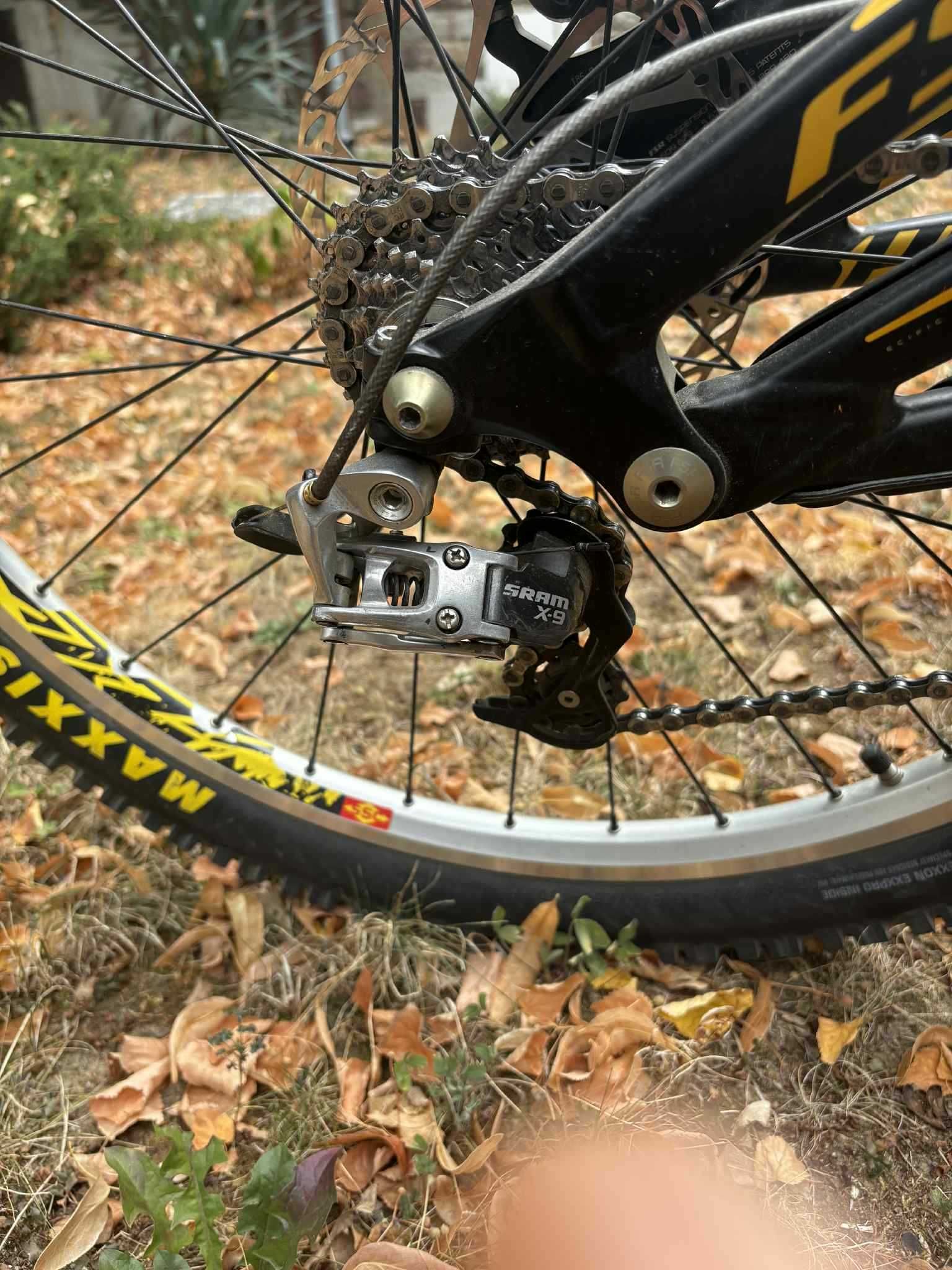 Specialized demo 8