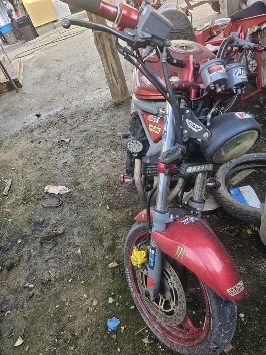 Vând piese suzuki bandit sau complet