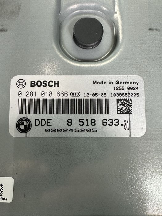 Ecu motor / Calculator motor BMW 535 640 740 3.0 313 : 8518633
