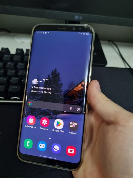 Samsung S8+ в хорошем состоянии