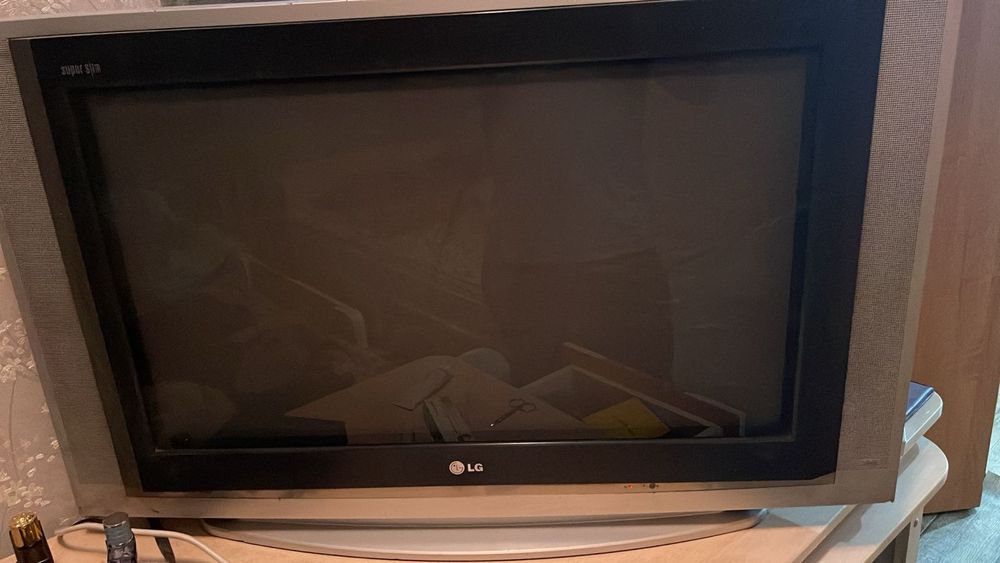 Продам рабочий телевизор