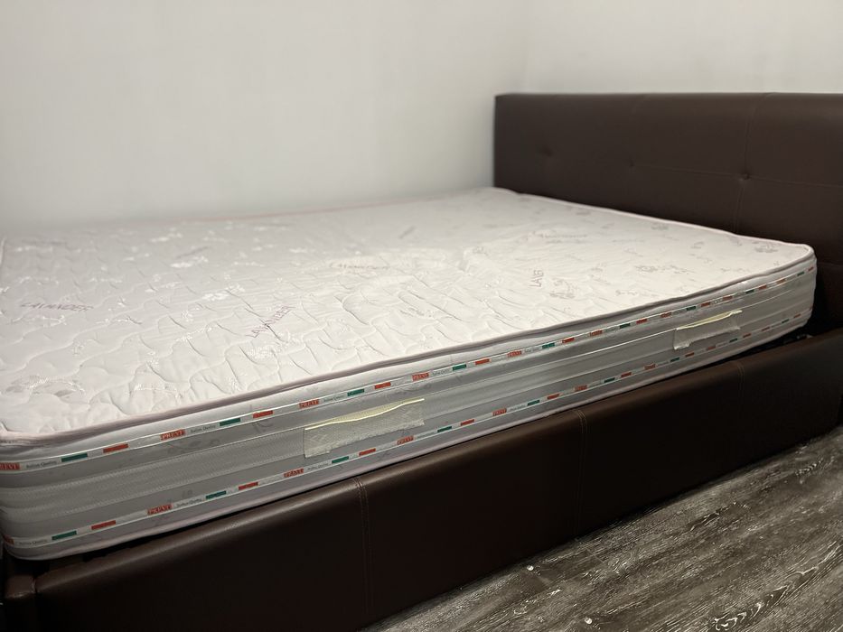 Pat de mijloc plus saltea