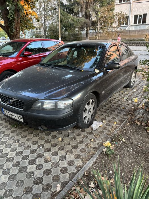 Продавам Volvo s60-2.4 D5