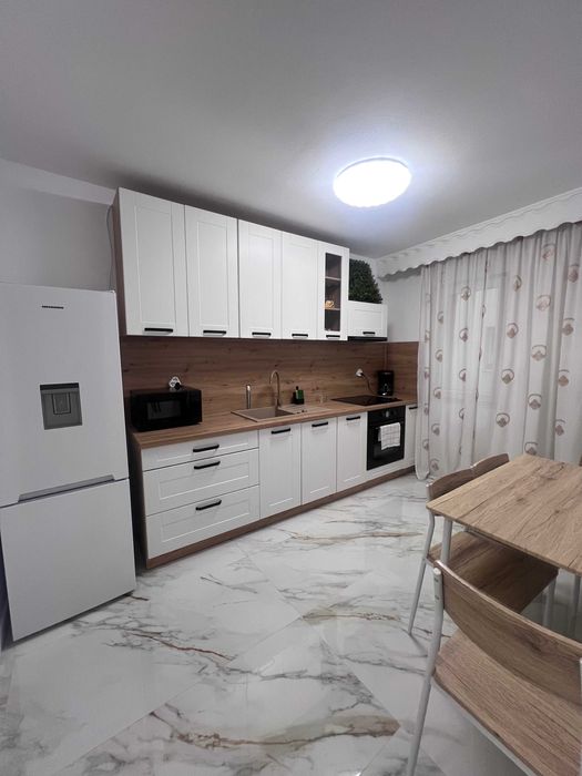 Inchiriez aprtament in regim hotelier 3 camere