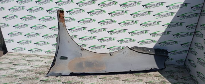 Aripa fata dreapta Volkswagen VW Golf a 4-a generatie