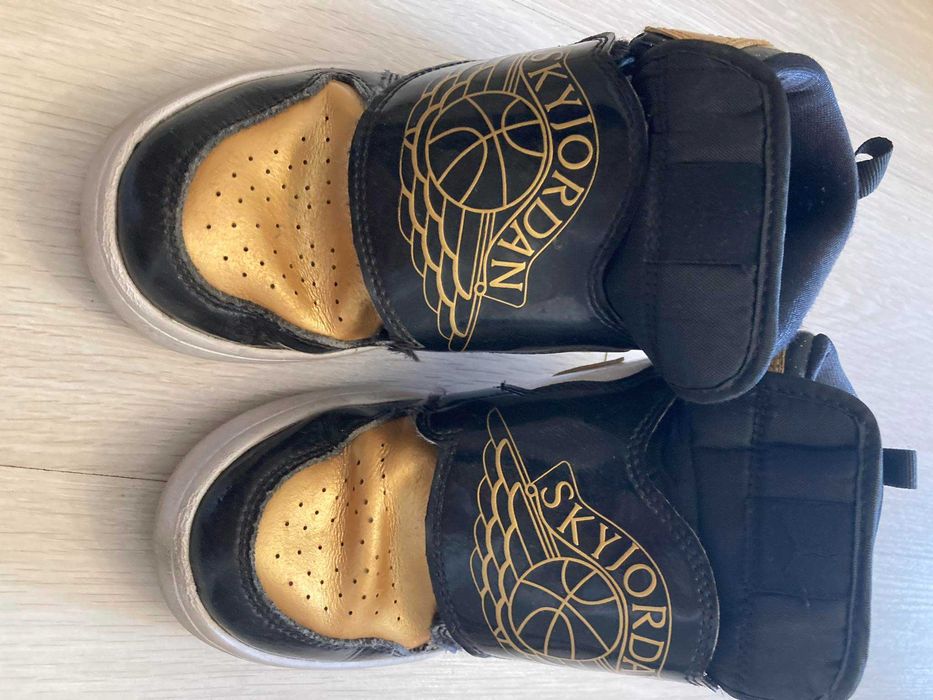 Детски маратонки Nike Air Jordan Sky J (Размер 33.5 EU)