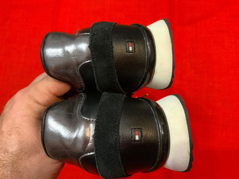 Tommy Hilfiger-оригинални обувки 42 размер