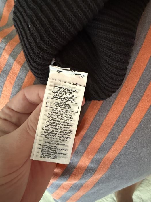 Adidas Originals Trefoil caciula de dama neagra One size noua