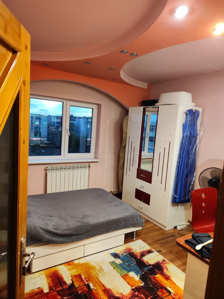 Apartament 4 camere Malu Rosu