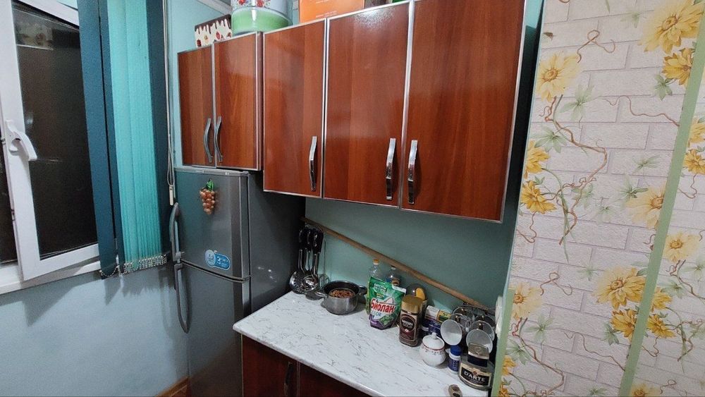 Dinamo bozorcha tomonda 2 xonali uy sotiladi