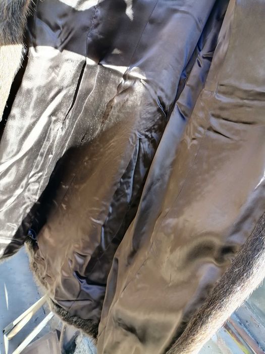 Разпродавам палта на косъм