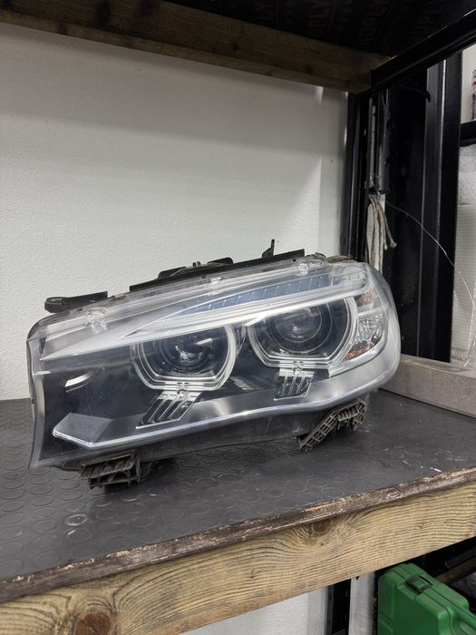 Оборудвани фарове за bmw x5 f15