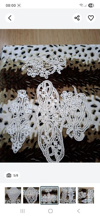 Fata de masa lucrate manual