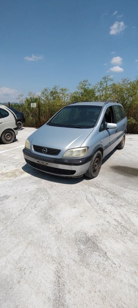 Dezmembrez Opel Zafiara  A 1.6 benzina