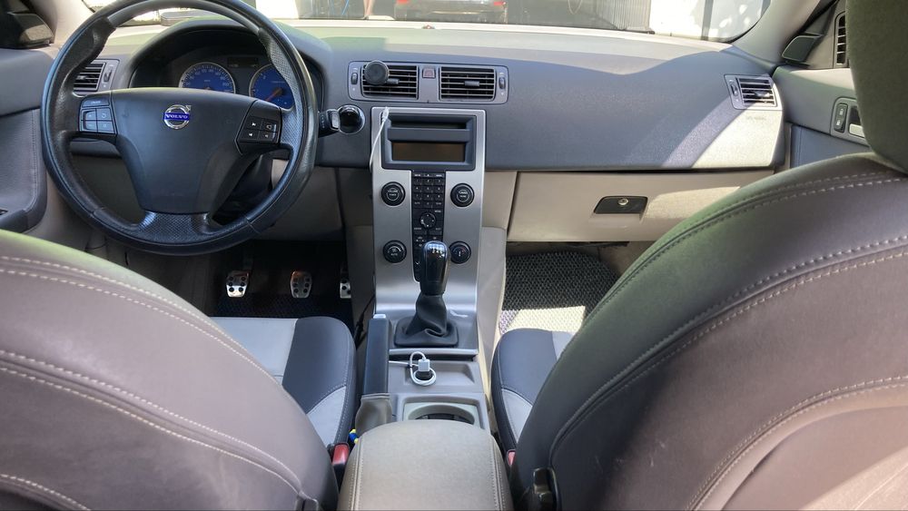 Волво v50 2D 136к.с