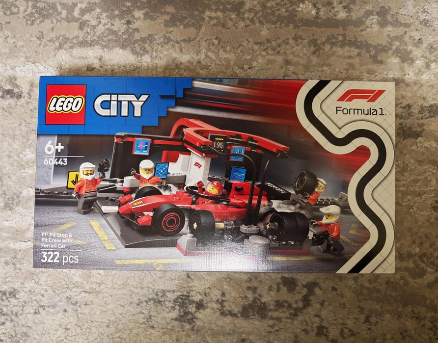 LEGO City 60443 - F1 Pit Stop & Pit Crew with Ferrari Car 322pcs