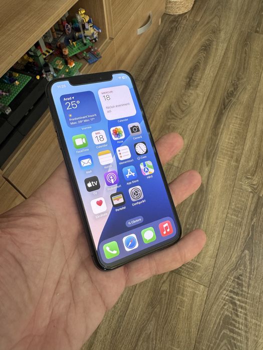 iPhone Xs gold, memorie 64Gb, baterie 85%, husa, iOS 18, cablu, frumos