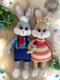 Плетени играчки зайчета
