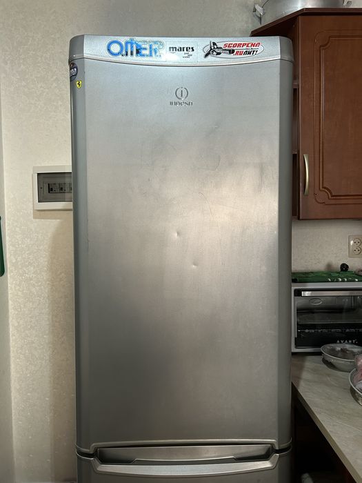 Холодильник indesit , 20 тыс