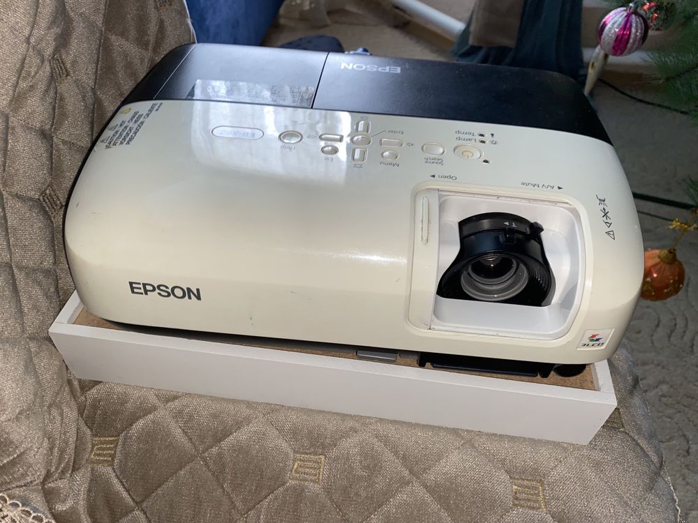 Продам проектор epson eb-x62