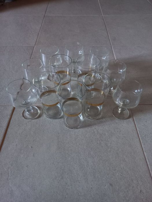 12 броя Стъклени чаши в комплект 7+5