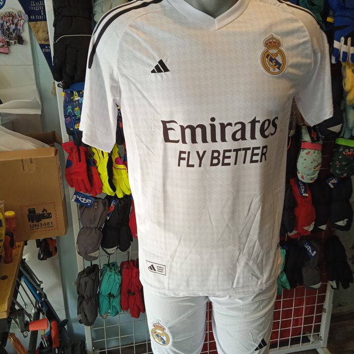 Детски футболен екип на Реал Мадрид -Мбапе-МВАРРЕ.Всички размери.