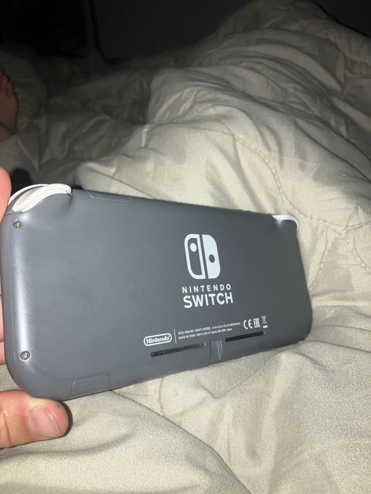 Nintendo switch lite cu toate accesorile