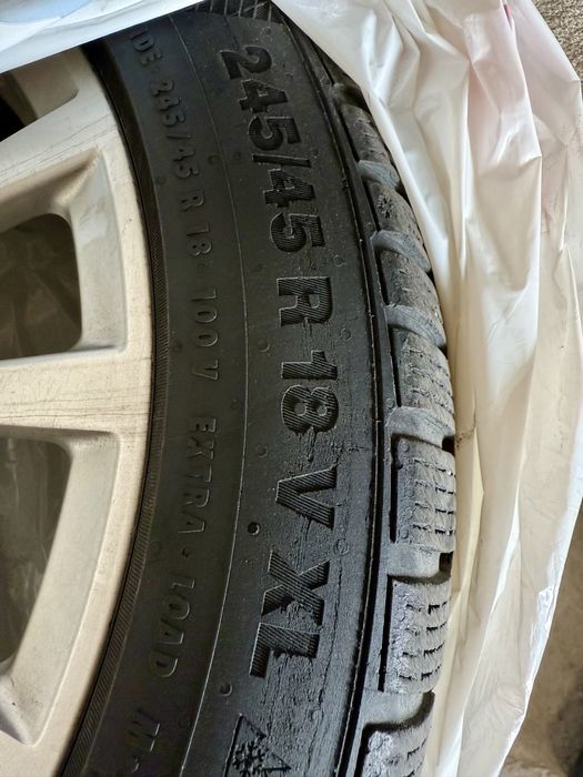 Оригинални джанти БМВ 5х112 18 със зимни гуми Continental 245/45/18