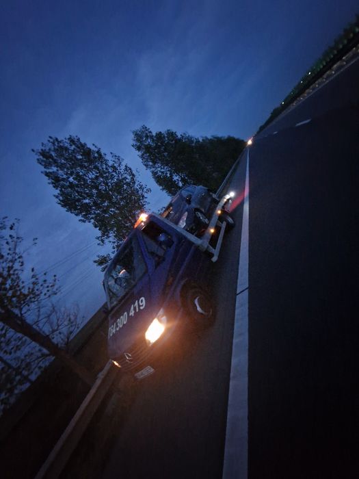 Tractari auto non-stop