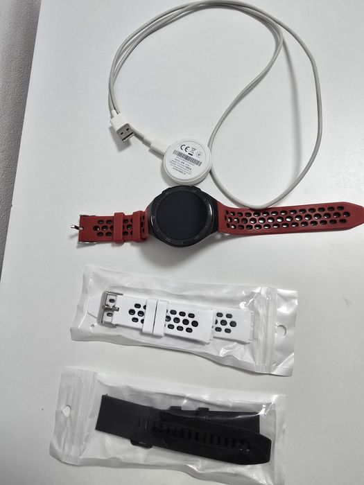 Huawei Watch GT 2e (HCT-B19) + încărcător + 2 curele noi