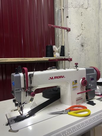 Aurora машинка швейная