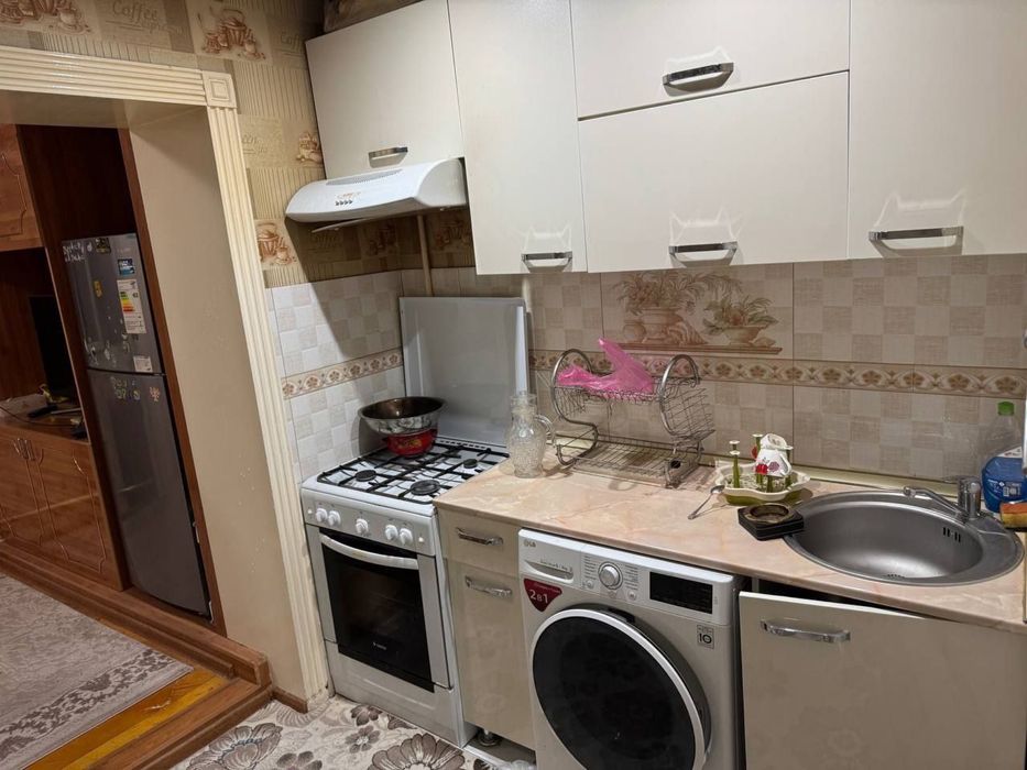 Ижарага 3/3/4 метро БИЙ Художников 3х комнатная в аренду срочно