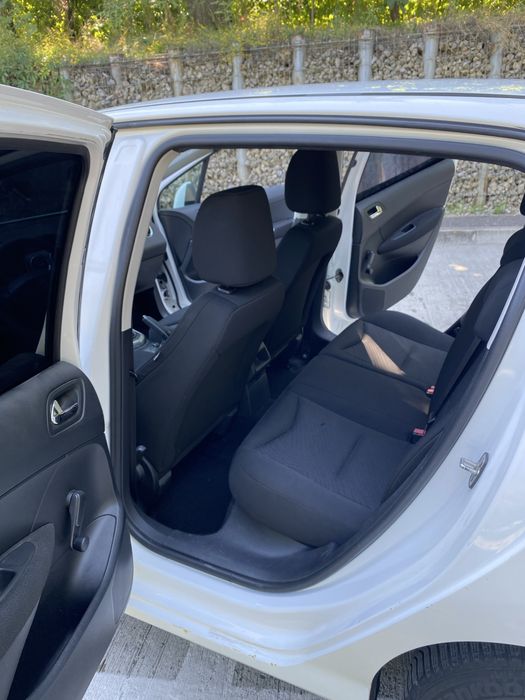 Peugeot 308 1.6 HDi 2012